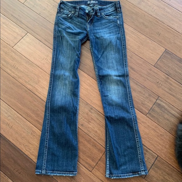 Silver Frances - Picture 1 of 4